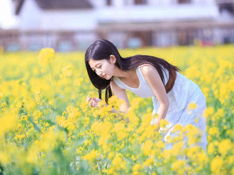 女子净身出户后反悔要财产 法院支持：全都归女方