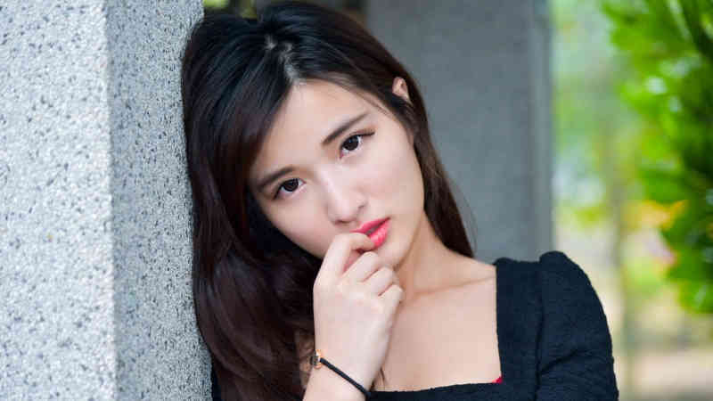 宁静自曝有人追没人娶 因文化差异与保罗克塞离婚